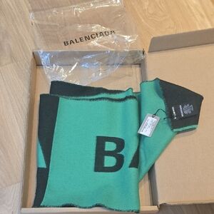 Balenciaga  Wool Scarf Brand New